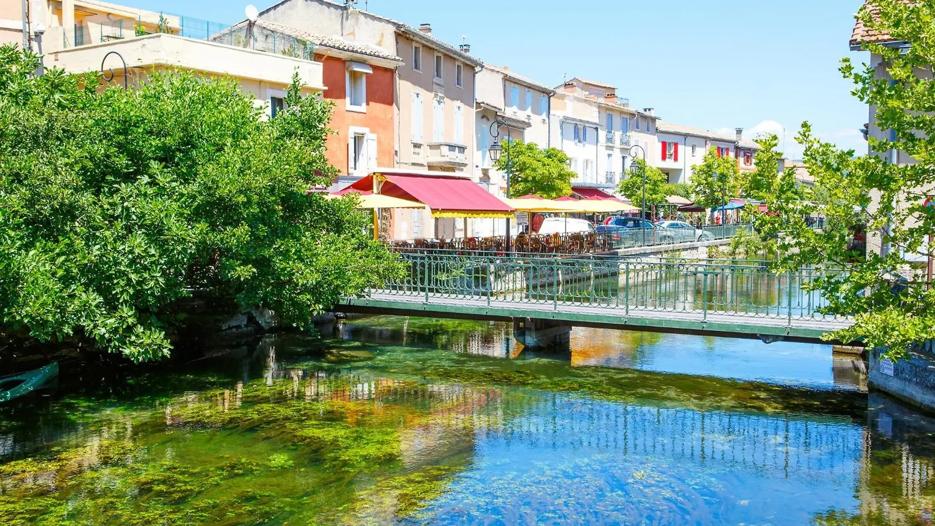 Maison Tendance Avec Jardin, Centre Village, Alpilles, Familles Eyragues 0*,  France