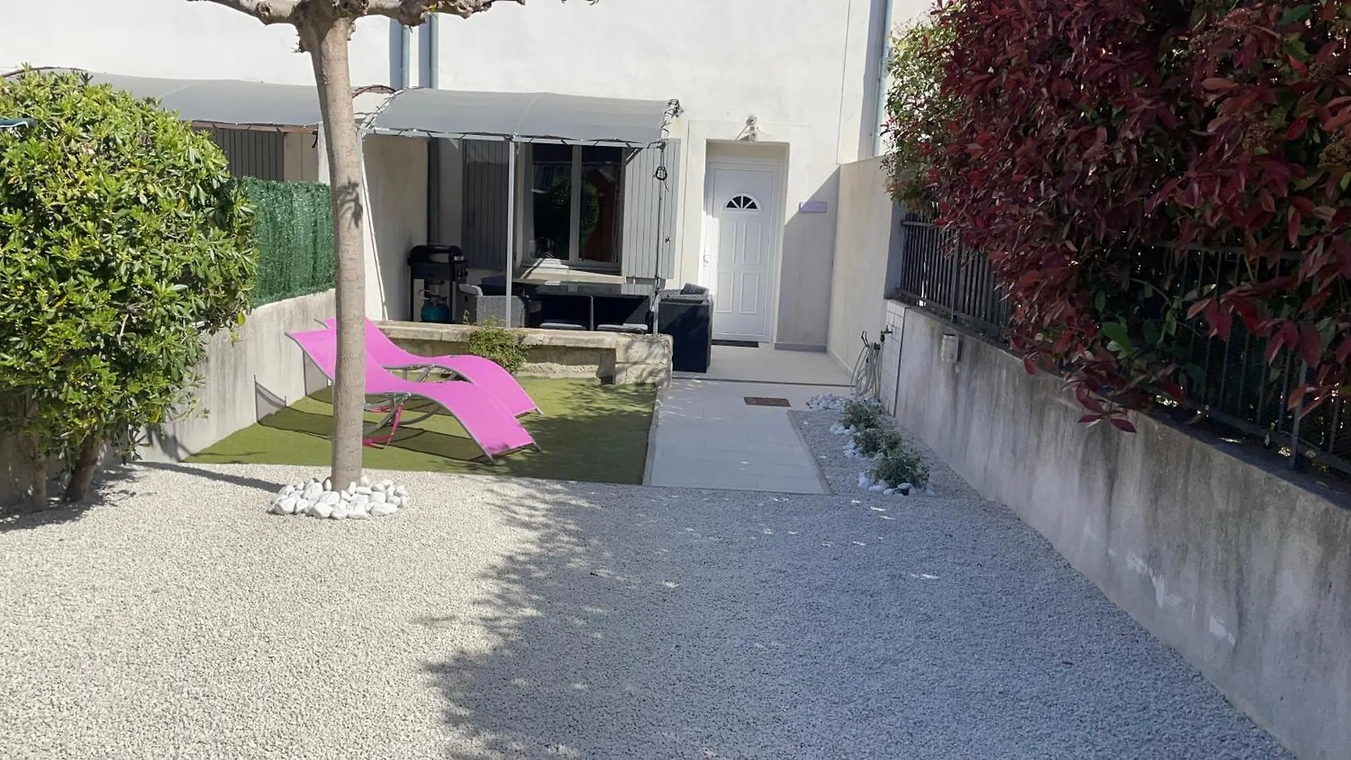 Maison Tendance Avec Jardin, Centre Village, Alpilles, Familles Eyragues 0*,